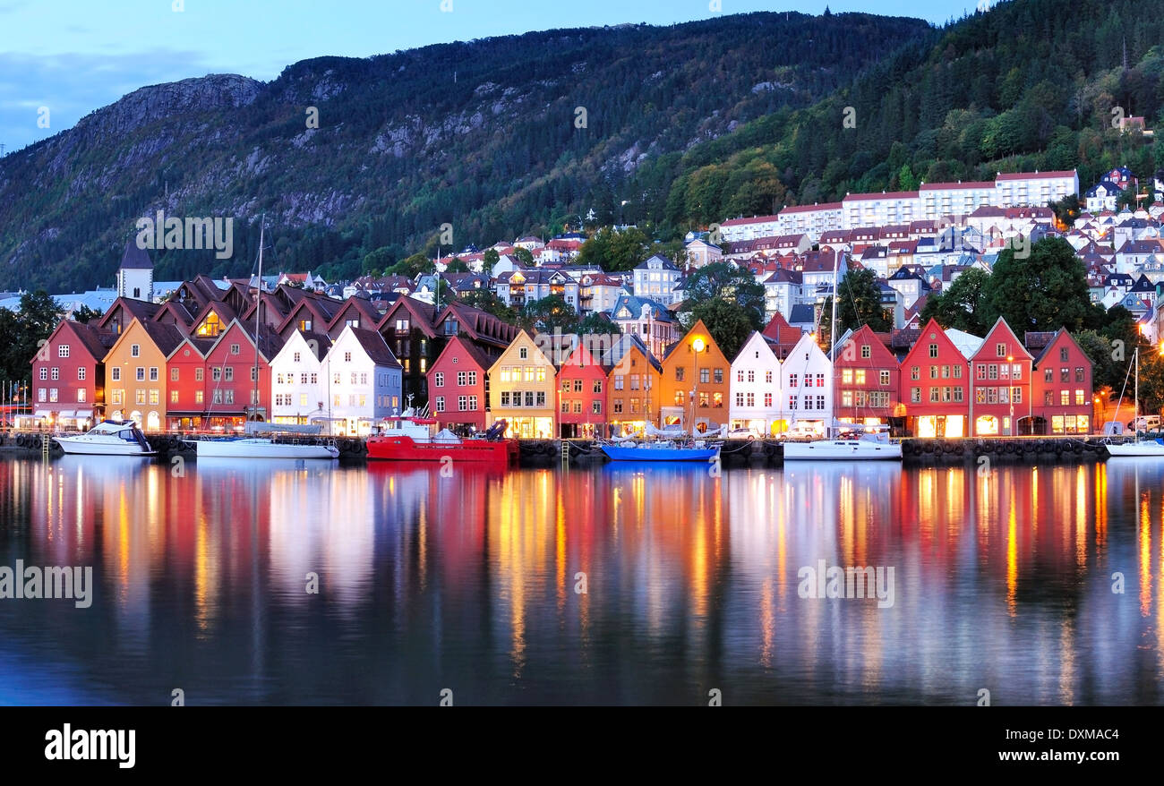 Bergen Paesaggio notturno, Norvegia Foto Stock