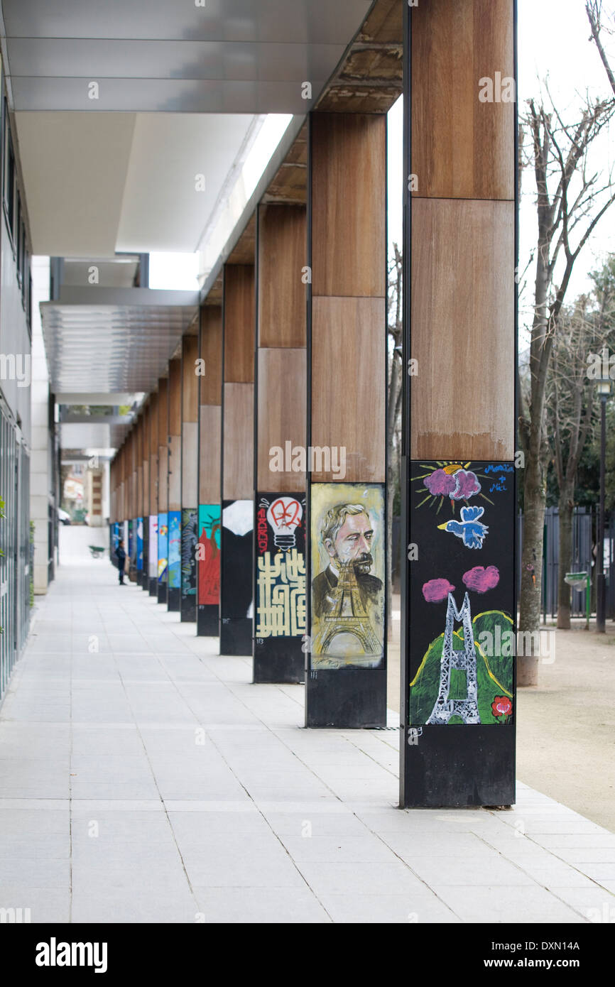 Arte pubblica lavorano nelle strade di Parigi Francia Foto Stock
