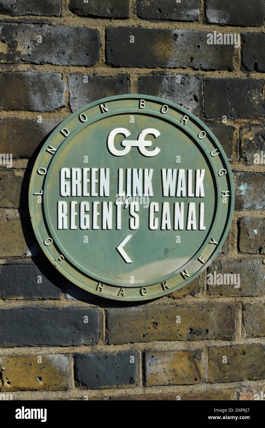 London Borough of Hackney Green Link a piedi Regent's Canal placca, Islington, London, Regno Unito Foto Stock