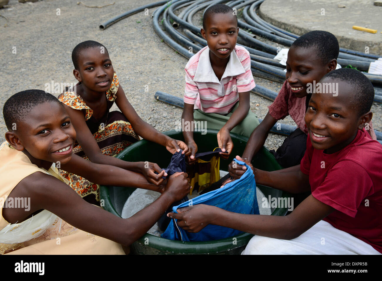 TANZANIA, orfanotrofio della diocesi Geita supportato da Geita miniera d'oro di società AngloGold Ashanti con donazioni Foto Stock