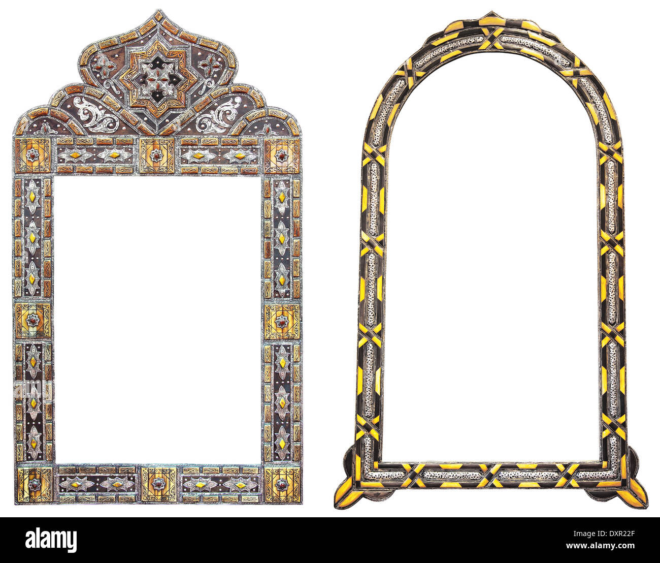 Antico stile Marocchino specchi decorativi con isolati su sfondo bianco  Foto stock - Alamy