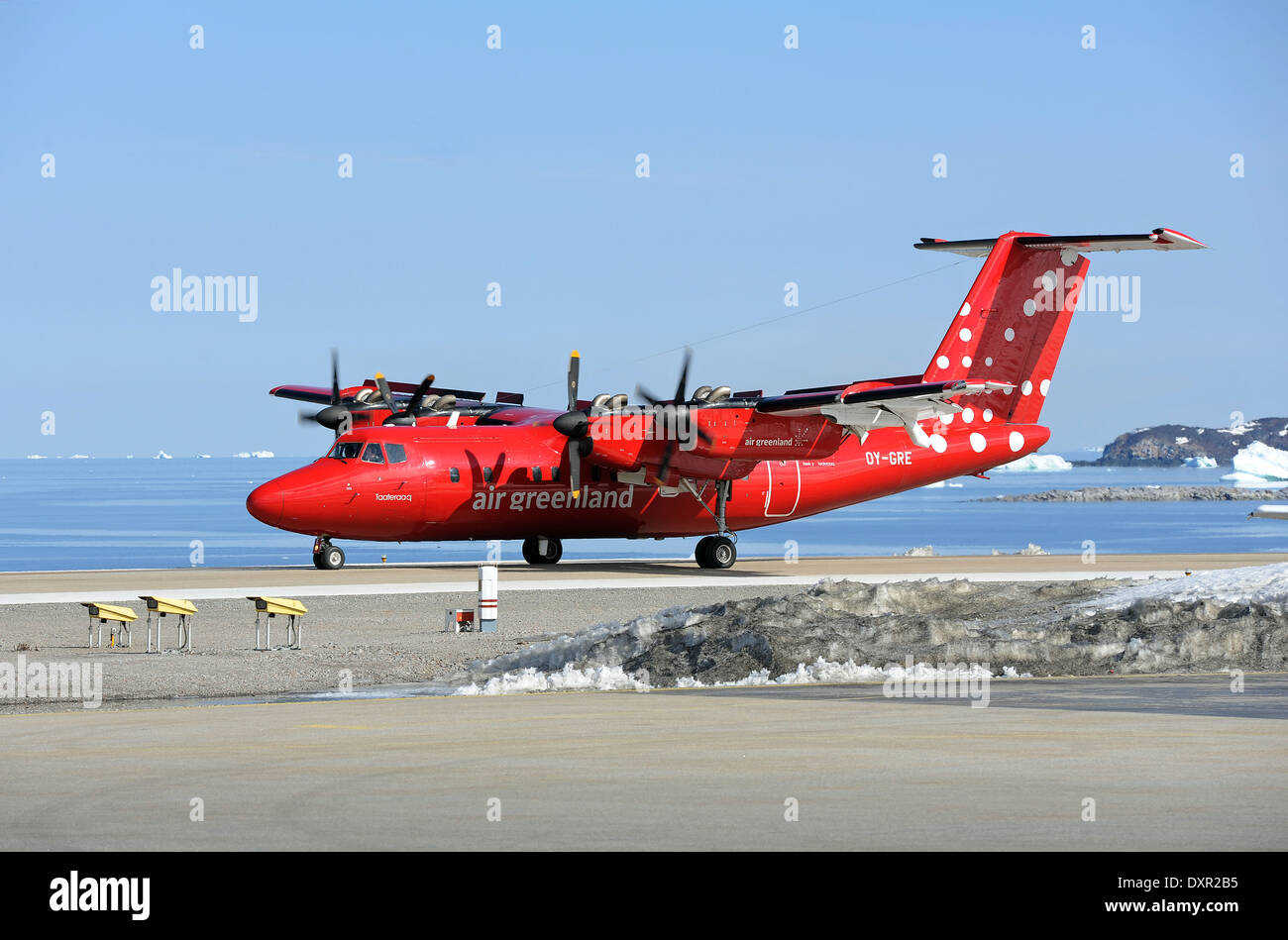 Ilulissat Tourist Nature, Danimarca, la macchina Air Greenland presso l'aeroporto Foto Stock