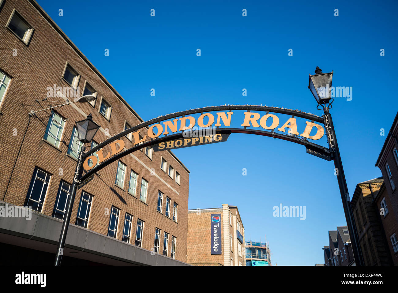 Old London Road shopping segno, Kingston, London, Regno Unito Foto Stock