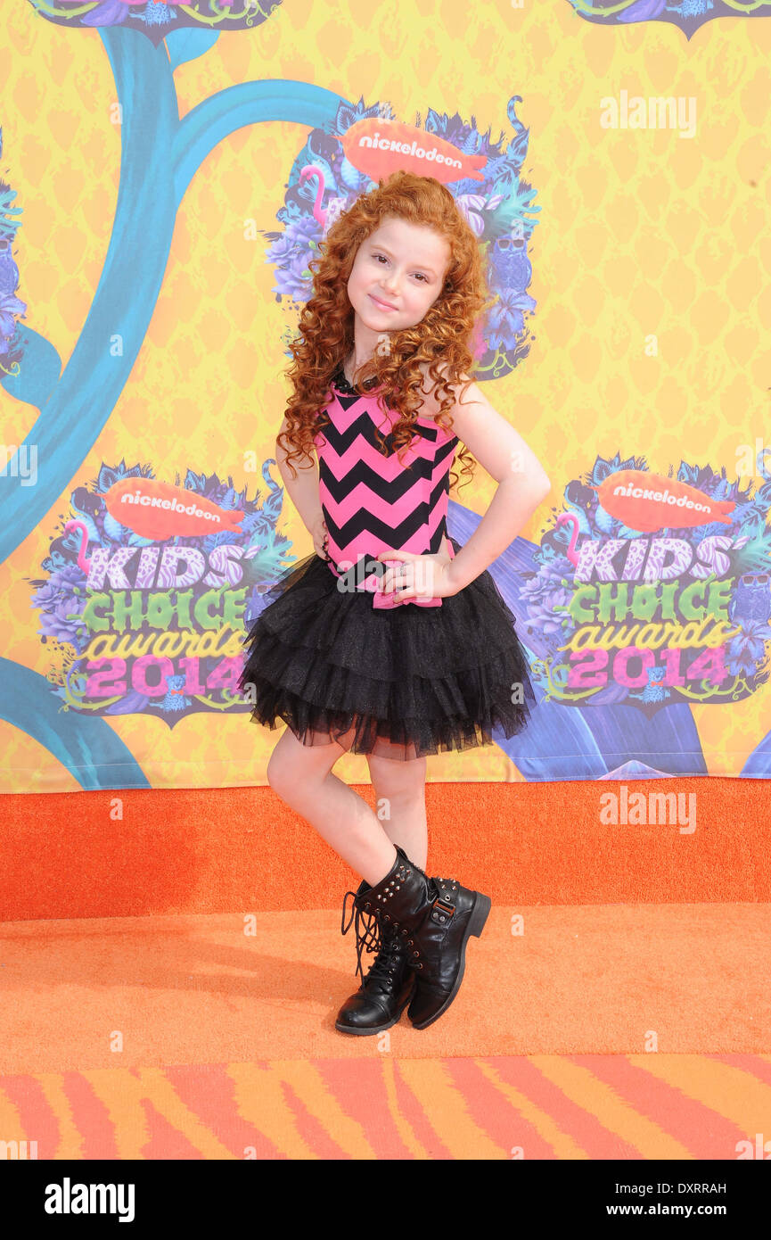 Los Angeles, CA, Stati Uniti d'America . 29 Mar, 2014. L'attrice Francesca Capaldi arriva sul tappeto arancione di Nickelodeon la ventisettesima edizione Kids Choice Awards a USC Galen Center di Los Angeles, Stati Uniti d'America, il 29 marzo 2014. Foto: Hubert Boesl/dpa - NESSUN SERVIZIO DI FILO-/-- Credito: dpa picture alliance/Alamy Live News Foto Stock