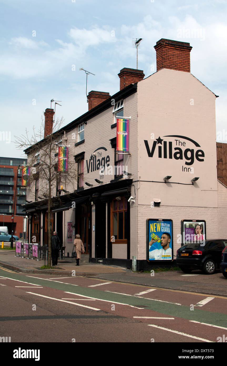 Villaggio Gay, Birmingham, Regno Unito. Il Village Inn. Foto Stock