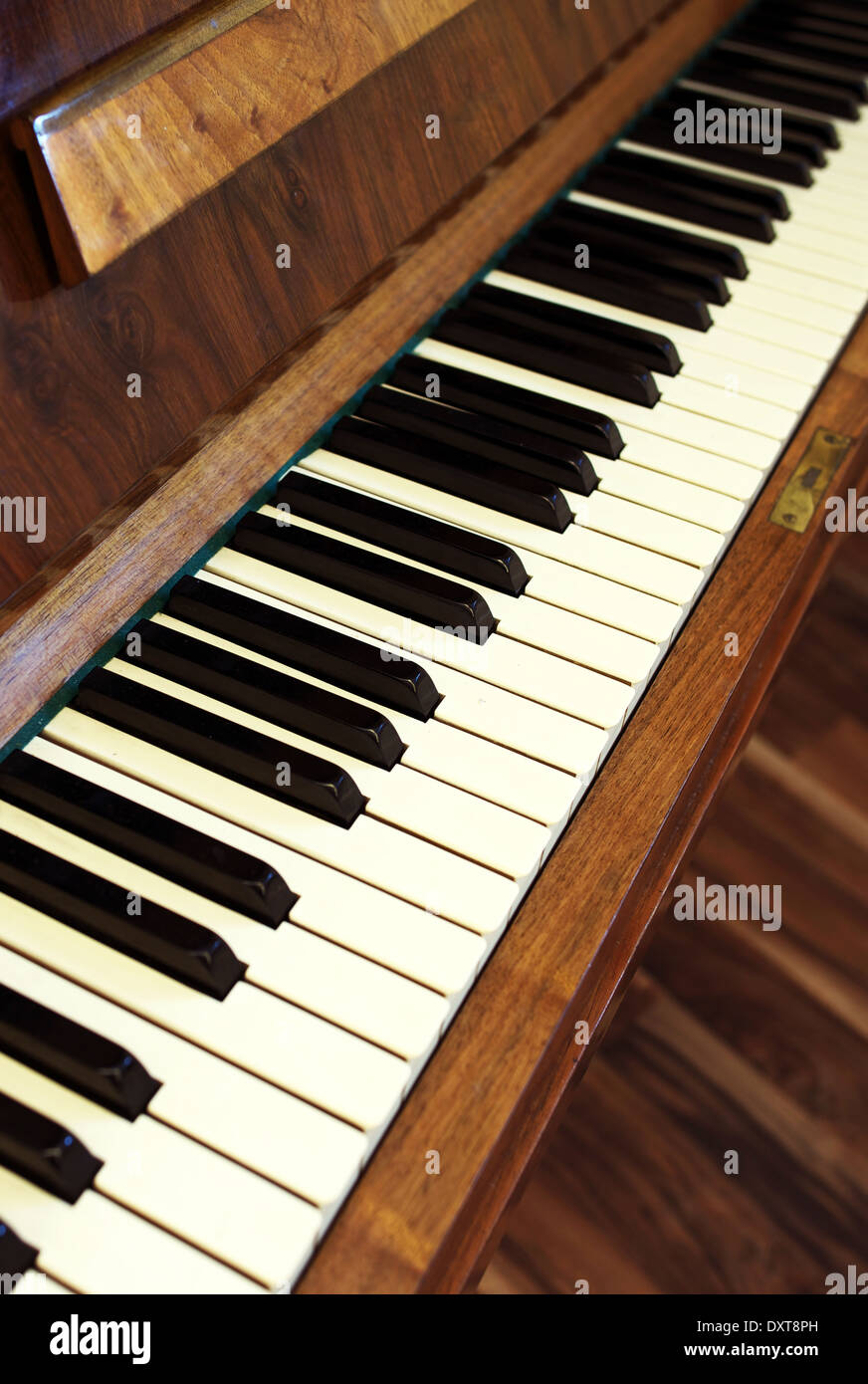 Pianoforte Closeup foto verticale. Strumenti di musica Raccolta foto. Foto Stock