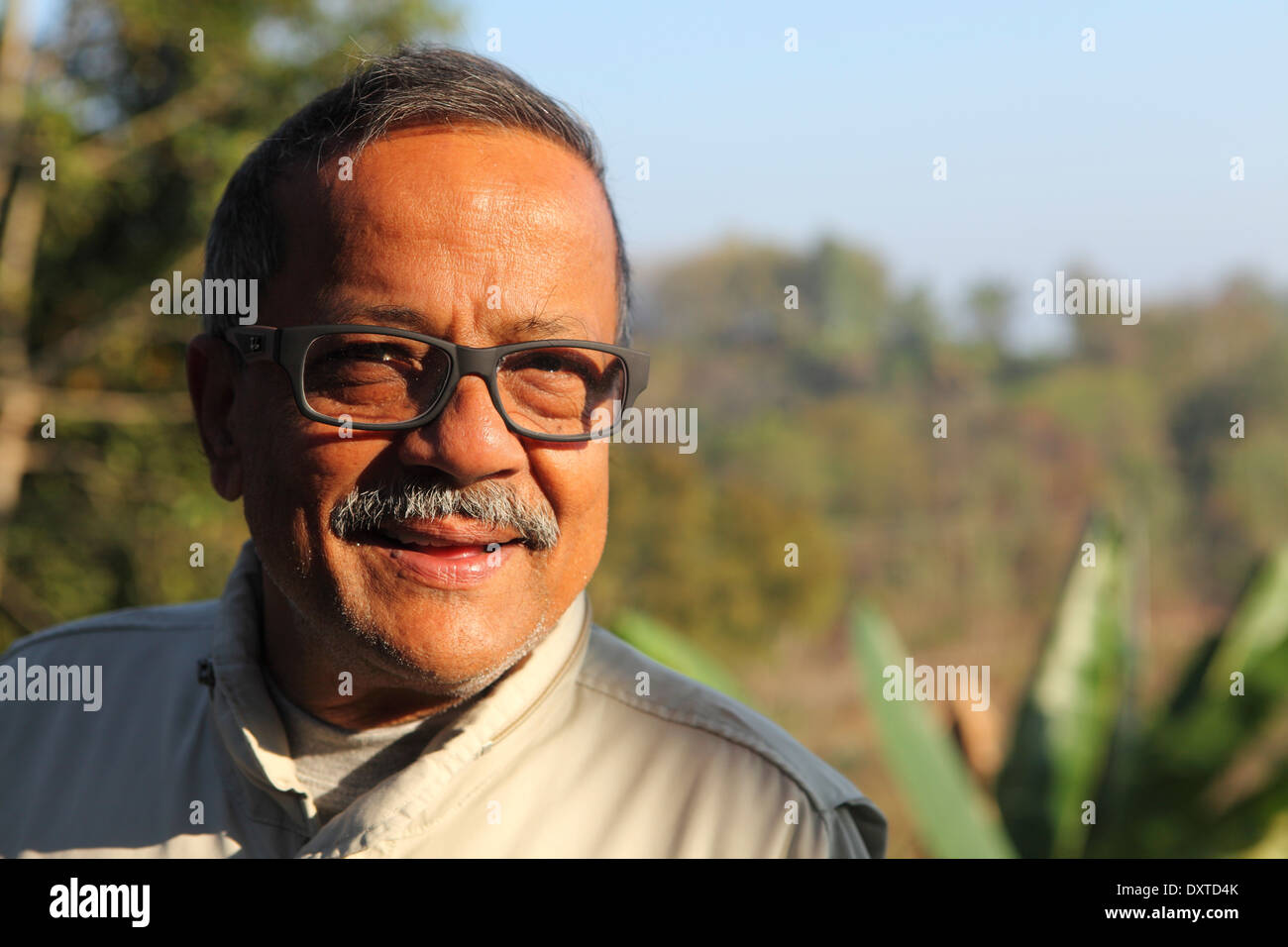 Hasan Mansur, ex presidente del Tour Operators Association del Bangladesh. Foto Stock