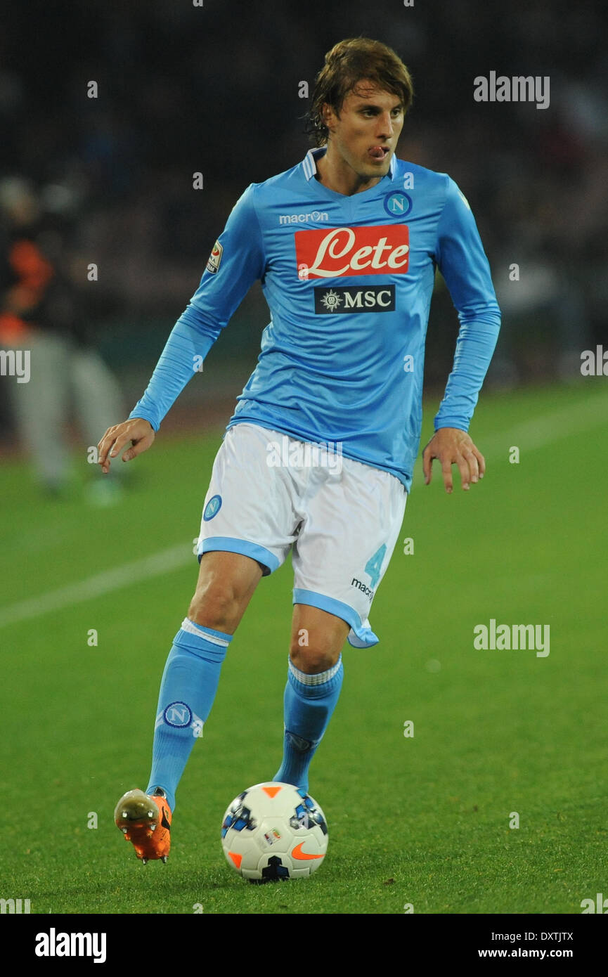 Napoli, Italia. 30 Mar, 2014. Adriano Buss Henrique durante il campionato italiano di una partita tra SSC Napoli e la Juventus Football/Soccer allo Stadio San Paolo il 30 marzo 2014 a Napoli, Italia. Credito: Franco Romano/NurPhoto/ZUMAPRESS.com/Alamy Live News Foto Stock