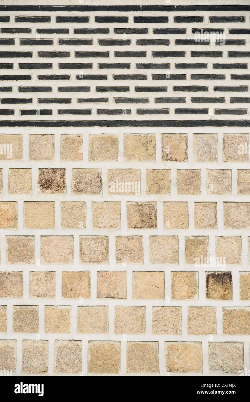 Dettaglio della parete tradizionale in Palazzo Gyeongbok, in Seoul Foto Stock