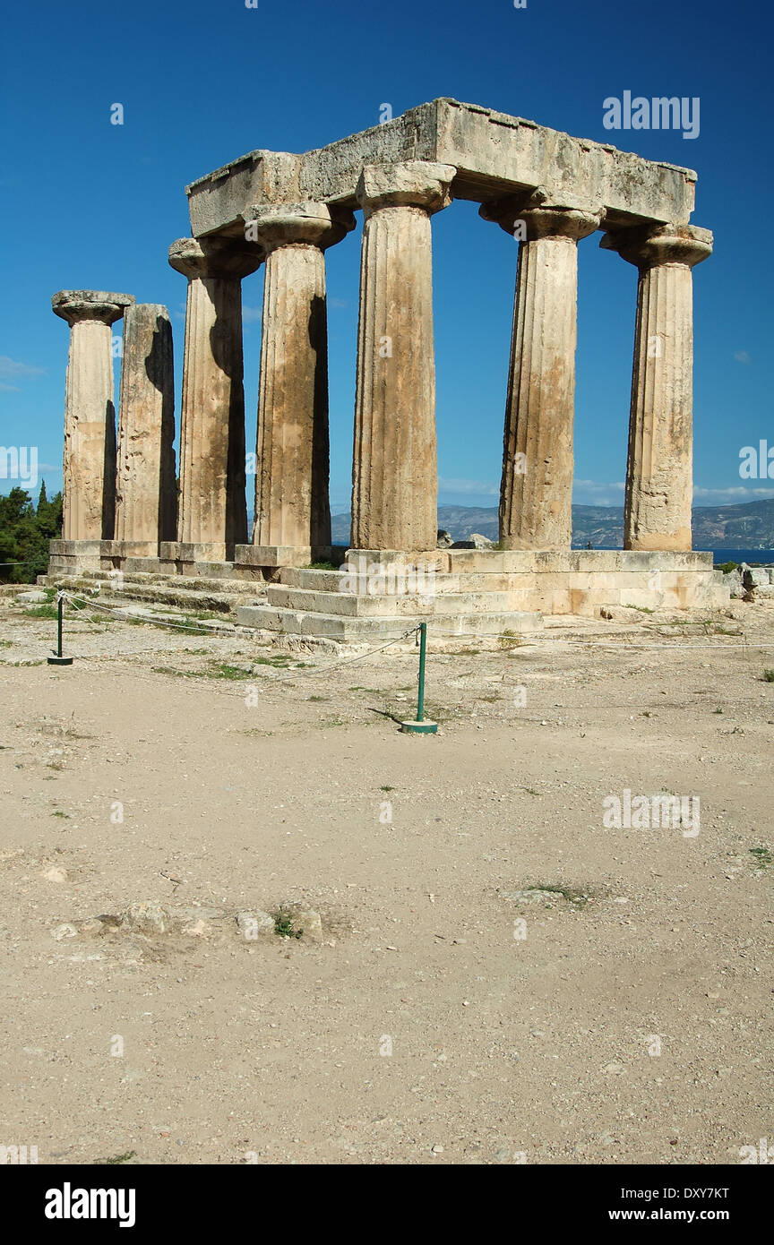 Ha rovinato le colonne di Corinto antico, Grecia Foto Stock