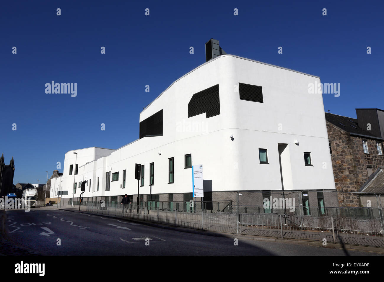 Esterno di Aberdeen comunitaria per la salute e la cura di villaggio nella città di Aberdeen, Scozia, Regno Unito Foto Stock