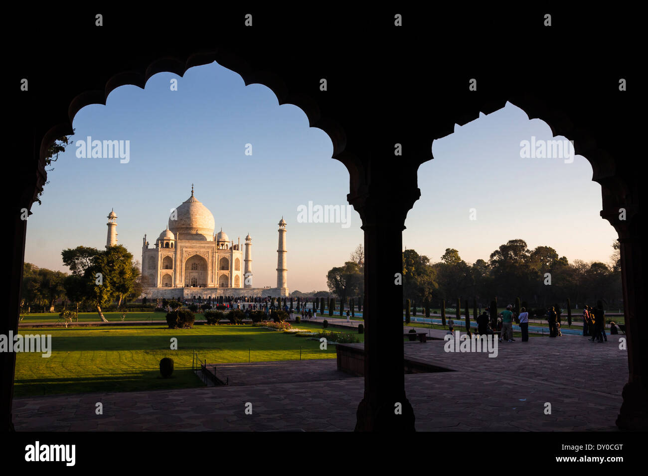 Taj Mahal, India, Agra, 7 meraviglie del mondo luce drammatica sunrise Foto Stock
