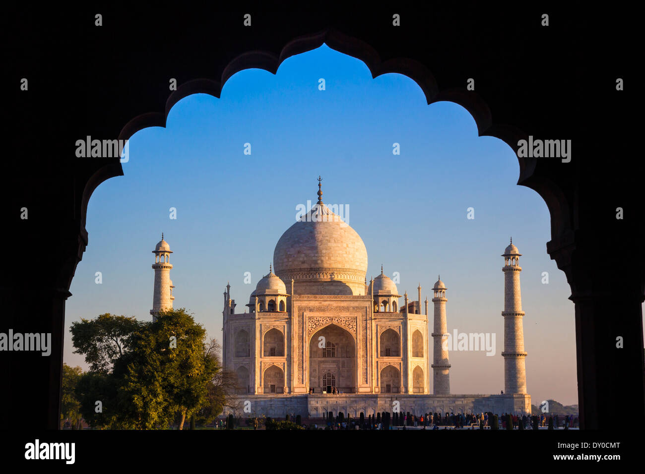Taj Mahal, India, Agra, 7 meraviglie del mondo luce drammatica sunrise Foto Stock
