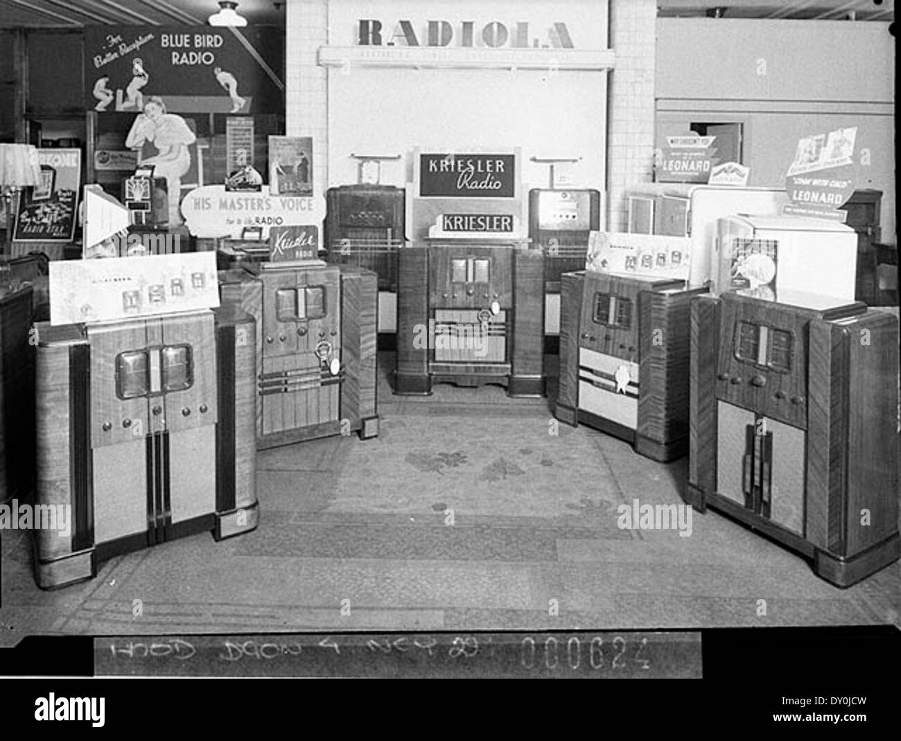 Kriesler display autoradio, 1938, a Mick Simmons Ltd, Haymarket Store, Sydney, agosto 1938, dalla cappa di Sam Foto Stock