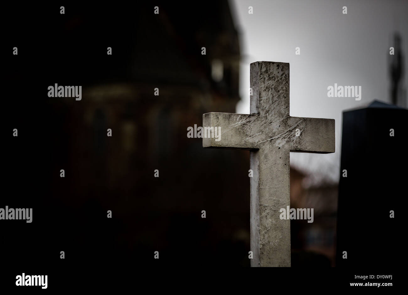 Croce, forma di croce, Shadow, cimitero, Halloween, scuro, Spooky, sfondi, cristianesimo, morte, Silhouette, Foto Stock