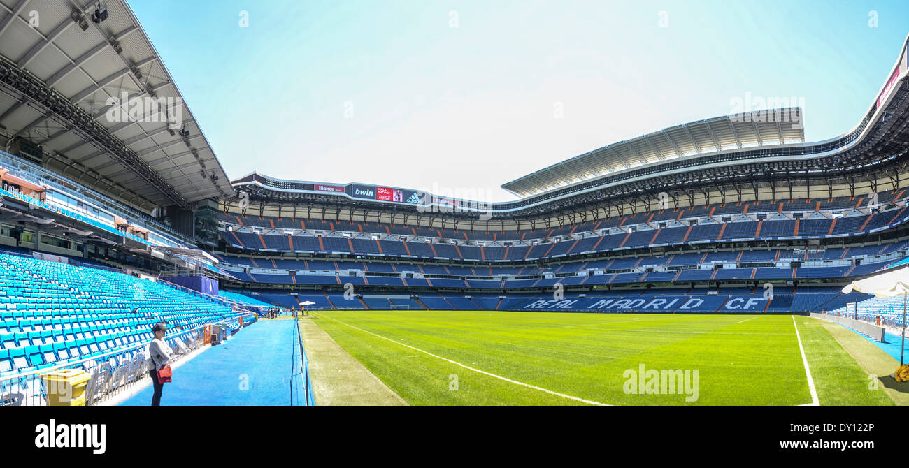 Estadio Santiago Bernabeu, è un tutti i posti allo stadio di calcio a Madrid, Spagna Foto Stock