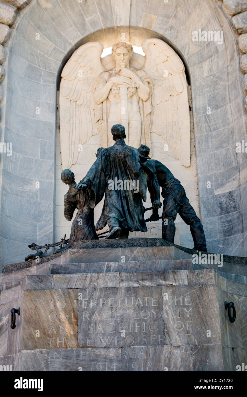 Croce di sacrificio in Adelaide si erge come un monumento ai caduti della Prima Guerra Mondiale (1914-1918). Foto Stock