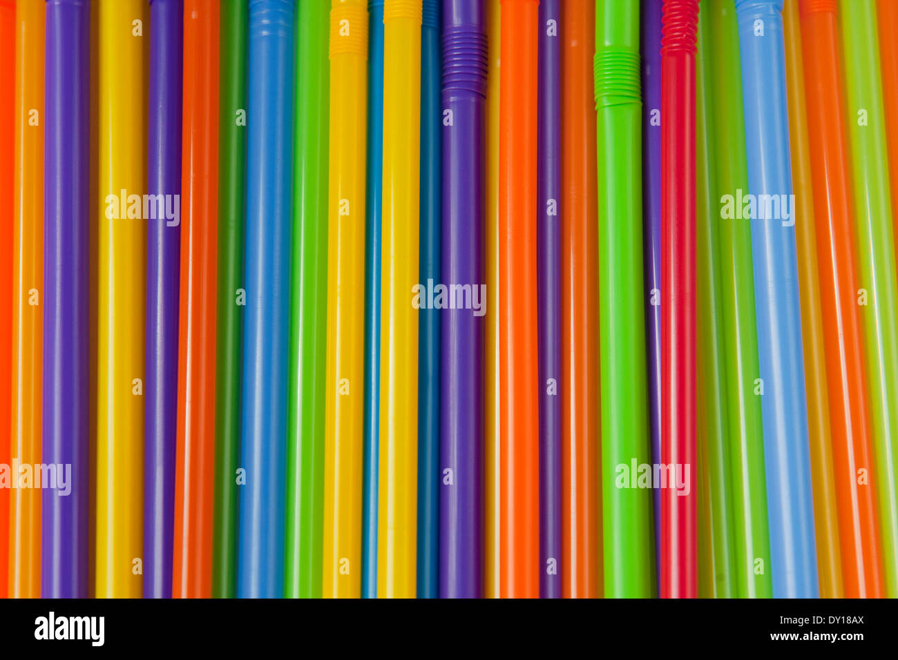 Colorate cannucce potabile Foto Stock