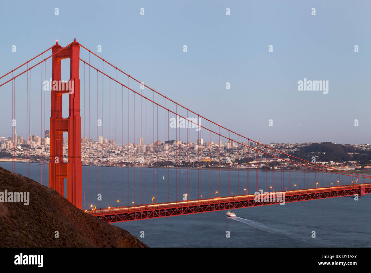 Golden Gate Bridge al tramonto, San Francisco, California, Stati Uniti d'America. Foto Stock