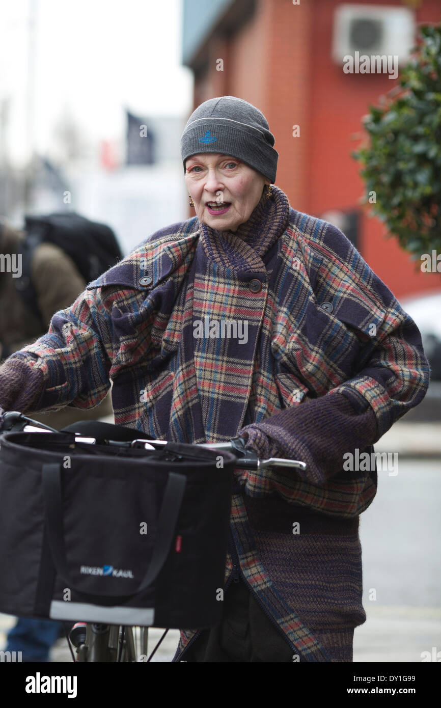 Vivienne Westwood unisce gli attivisti su una manifestazione di protesta contro la proposta di fracking siti nel Regno Unito. Londra. 19.03.2014 Foto Stock