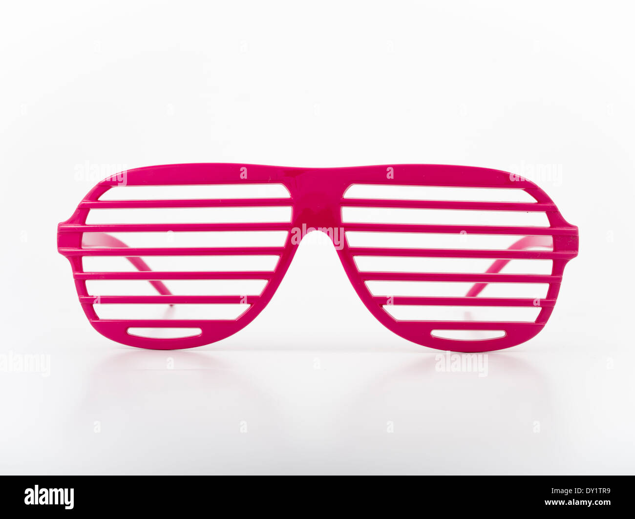 Otturatore rosa tonalità moda occhiali da sole Foto Stock