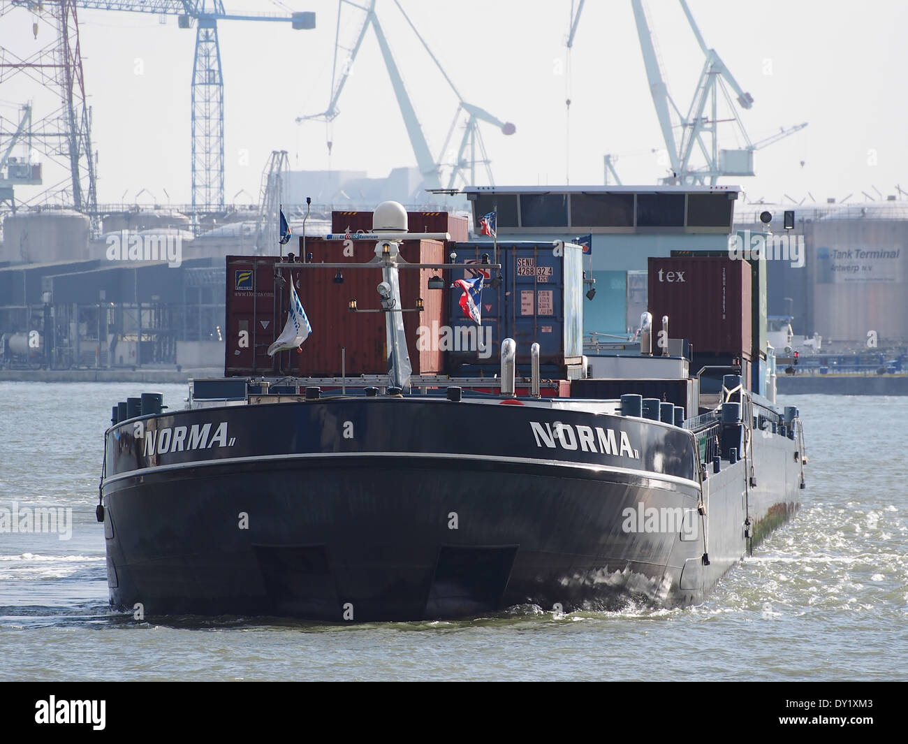 La norma ENI 02328681 & NORMA II ENI 02329245 al porto di Anversa pic2 Foto Stock