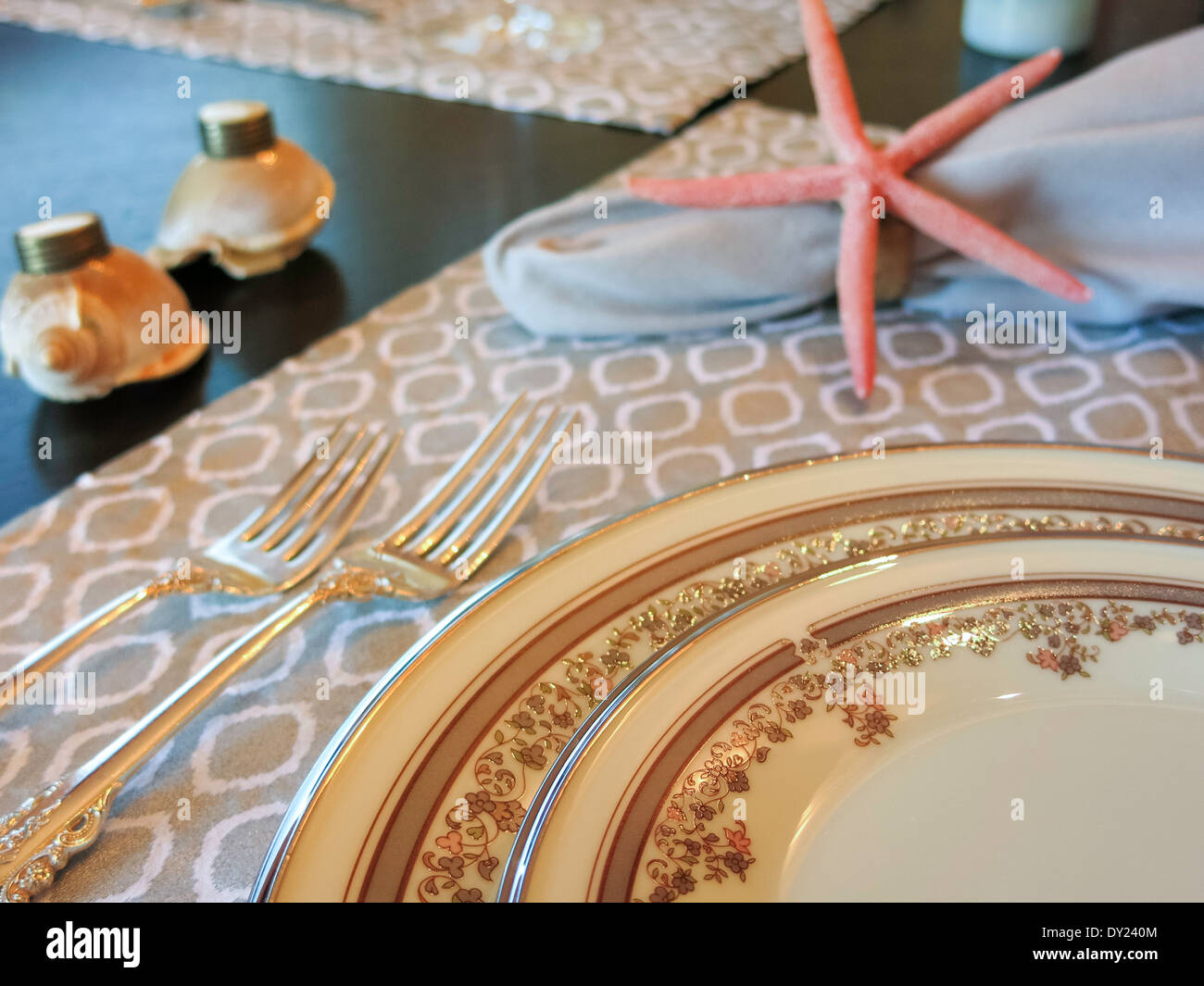 A tema nautico pezzi su elegante Tavolo Da Pranzo, FL, Stati Uniti d'America Foto Stock