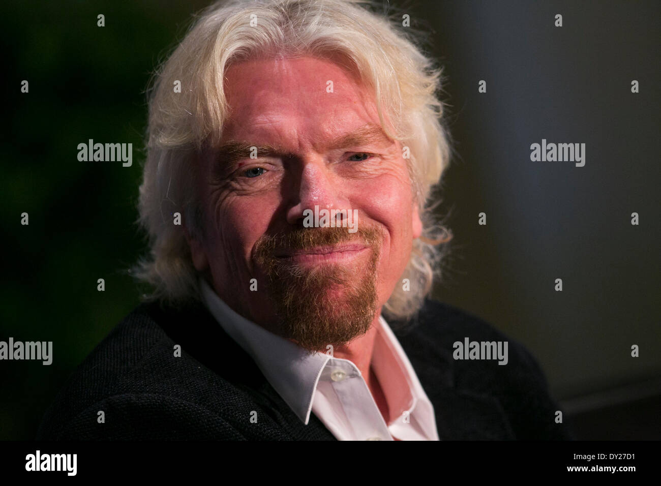 Washington DC, Stati Uniti d'America . 03 apr 2014. Sir Richard Branson, fondatore di Virgin Group, parla agli Stati Uniti Camera di Commercio di fondazione xiii aviazione annuale Vertice di Washington D.C., il 3 aprile 2014. Credito: Kristoffer Tripplaar/Alamy Live News Foto Stock