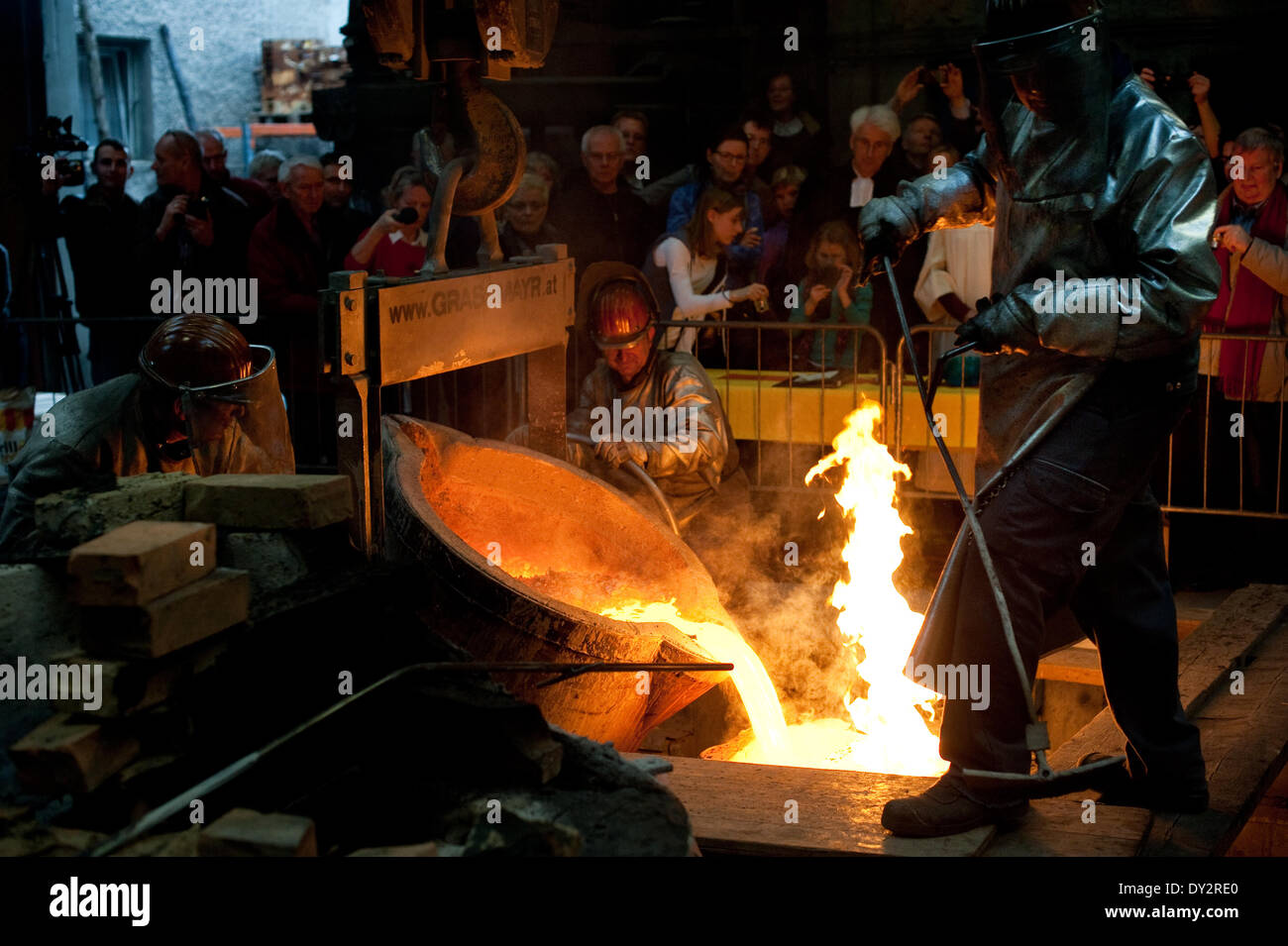 Fondazione Campana di campana Osanna - provare prima il 7 febbraio 2014 Foto Stock