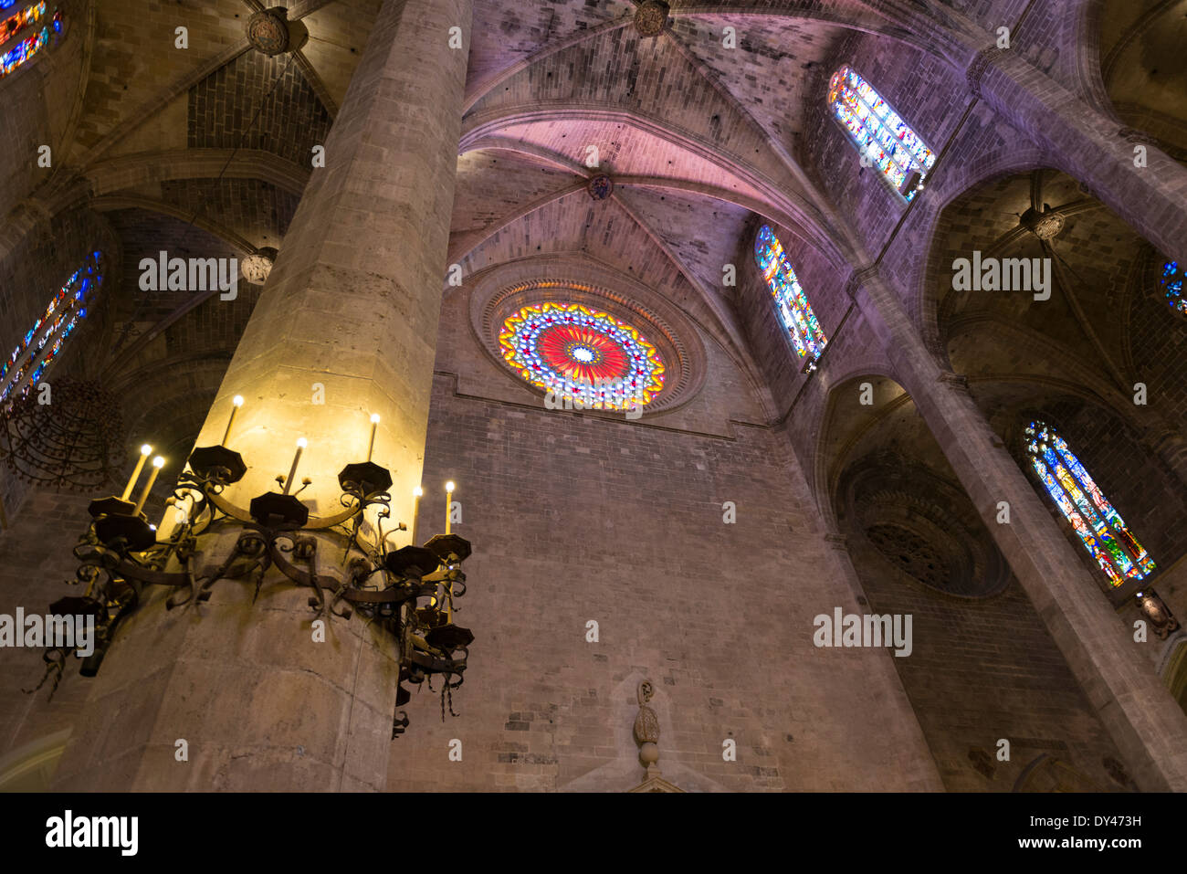 Interno della cattedrale di Santa Maria di Palma (La Seu) in Palma de Mallorca (Mallorca) Foto Stock