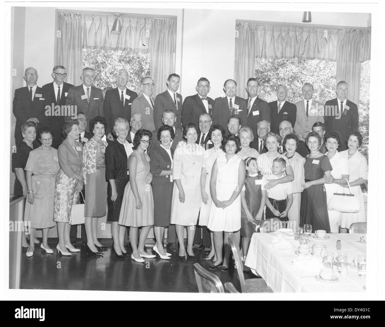 Questa fotografia cattura una giornata impegnativa a Brookhaven, Mississippi, mostrando le vivaci scene di strada e la vita quotidiana della città. Riflette la vivacità della comunità e l'atmosfera di una piccola città all'inizio del XX secolo. Foto Stock