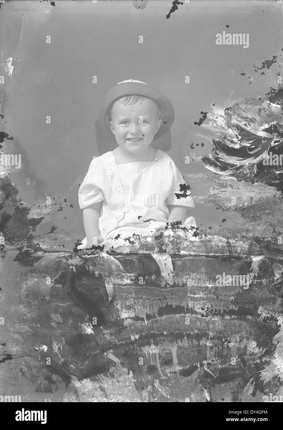 Questa immagine cattura l'atmosfera frenetica di Brookhaven, Mississippi, dove residenti e visitatori sono impegnati in attività quotidiane, riflettendo la dinamica vita sociale della città e il commercio locale. Foto Stock