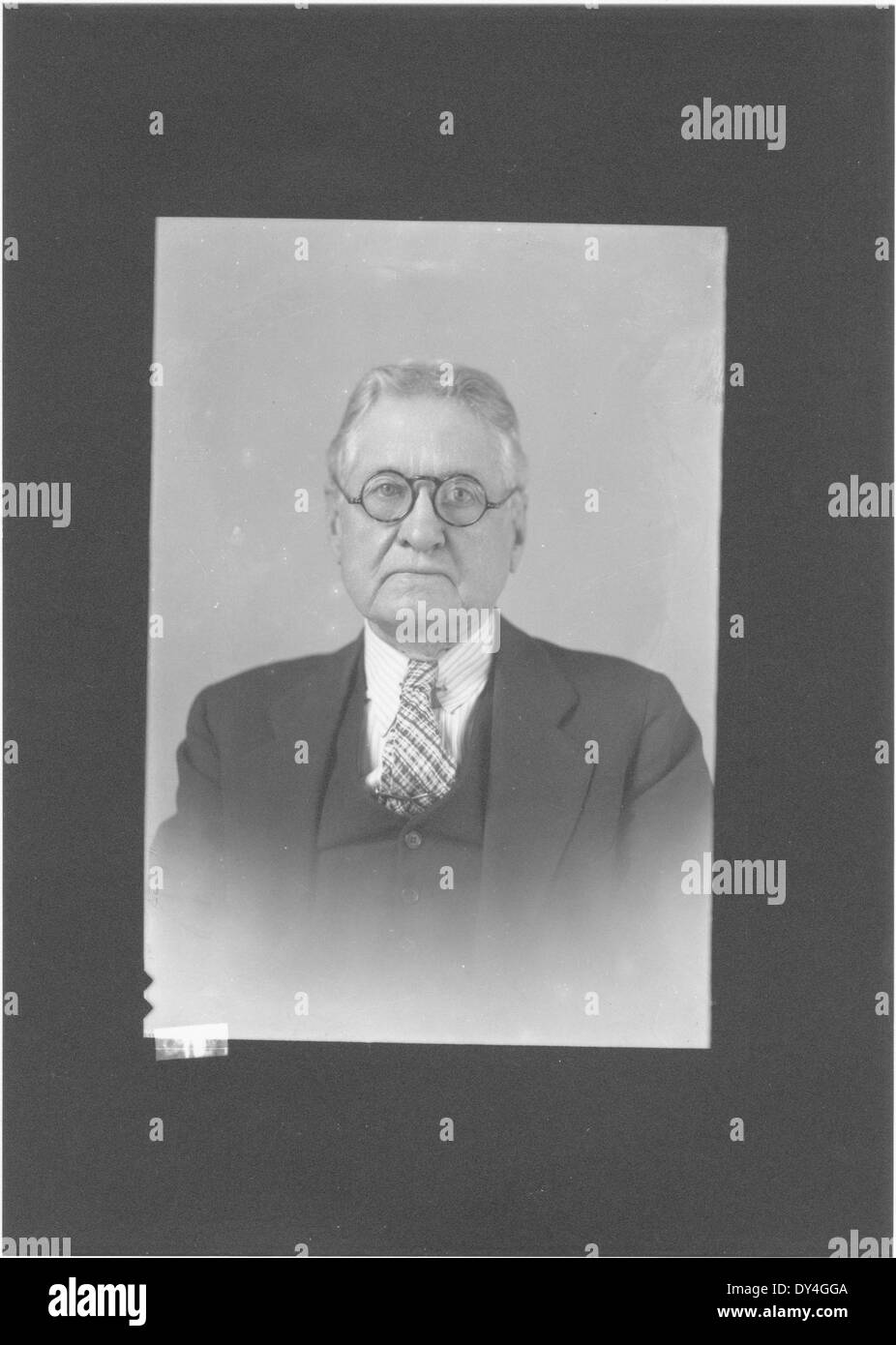 Brookhaven, Mississippi, è piena di attività in questa fotografia dell'inizio del XX secolo, che riflette una vivace scena comunitaria e una vita pubblica attiva nella piccola città. Foto Stock