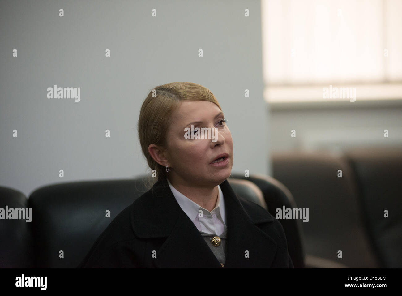 Donetsk, Ucraina. 7 apr, 2014. Yulia Tymoshenko è andato in aeroporto di Donetsk dove ha fatto una conferenza stampa sulla situazione in Ucraina, in data 7 aprile 2014. Credito: Romain Carre/NurPhoto/ZUMAPRESS.com/Alamy Live News Foto Stock