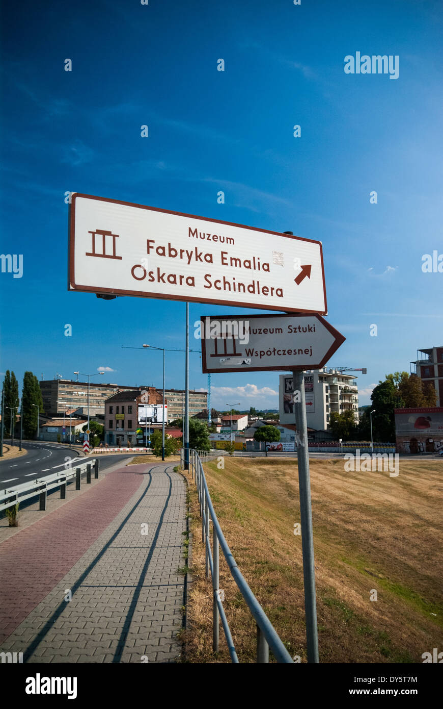 "Emalia' - Oskar Schindler la fabbrica e il Museo di Arte Contemporanea - cartelli, Cracovia Foto Stock