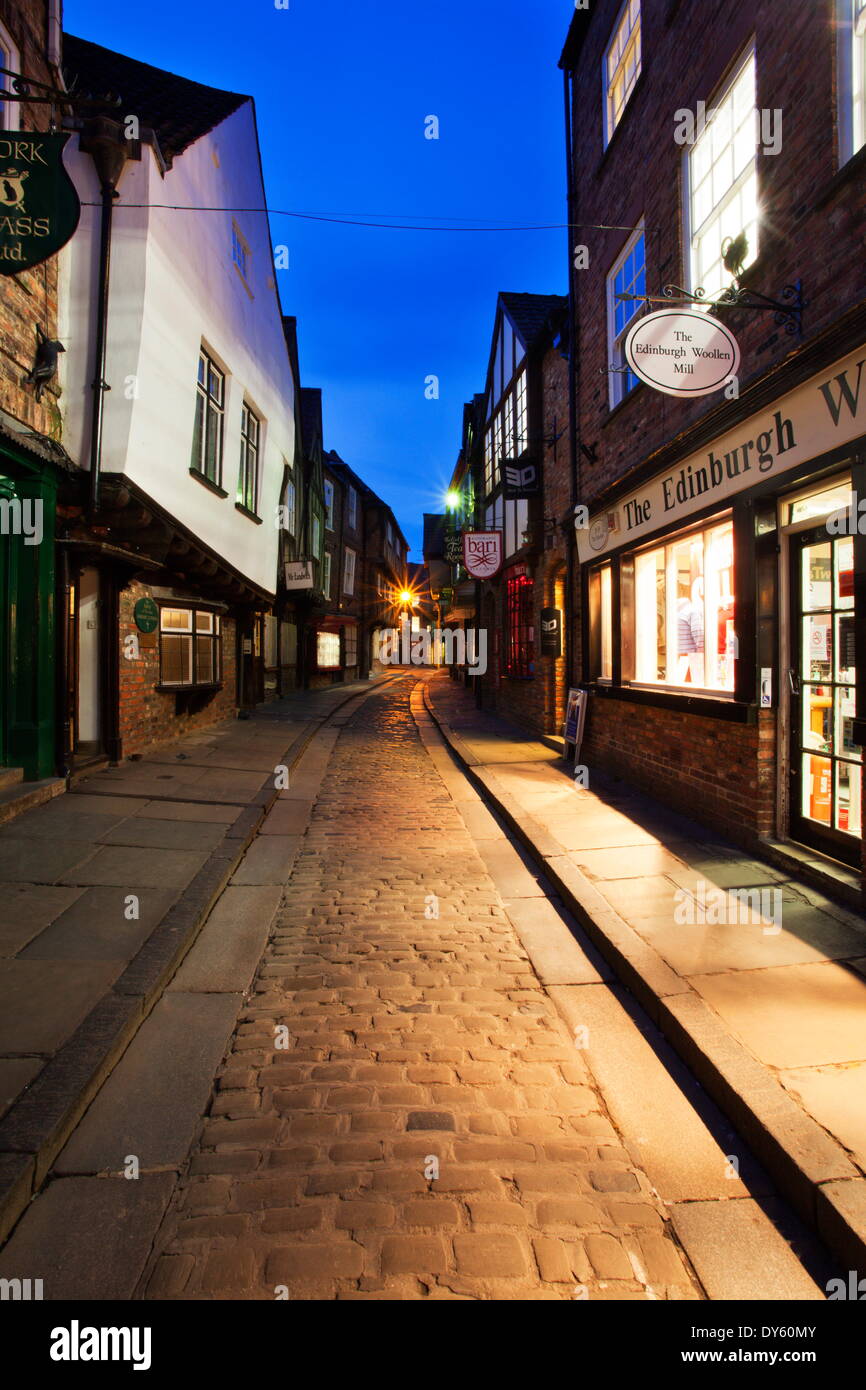 Il caos al crepuscolo, York, Yorkshire, Inghilterra, Regno Unito, Europa Foto Stock