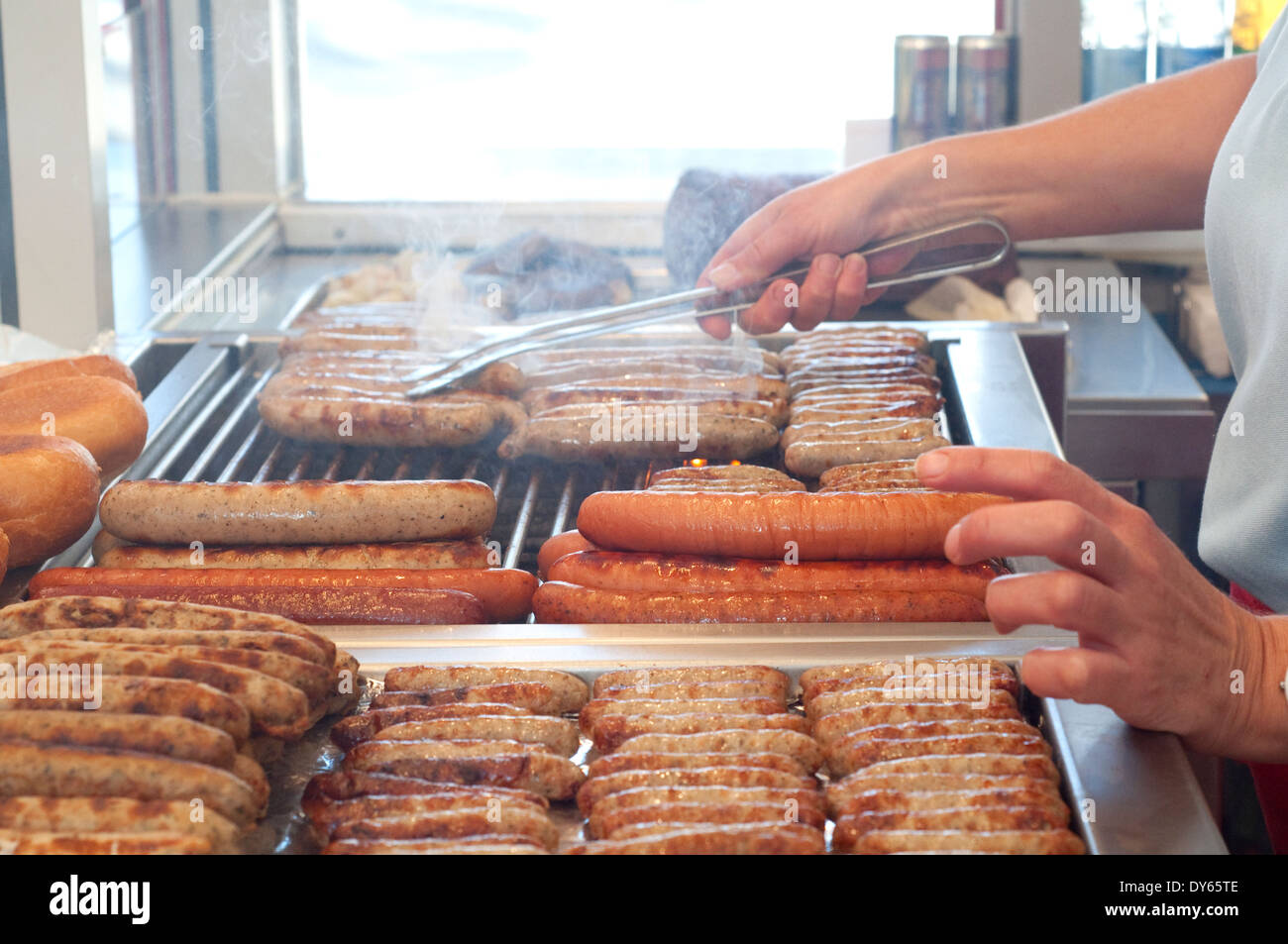 In Germania, in Baviera, Norimberga, il Bratwurst stallo, Hot Dog in stallo Foto Stock