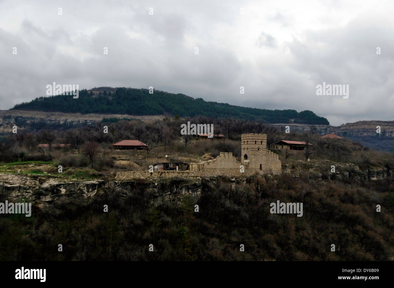 La rovina del castello di Trapezitsa. Veliko Tarnovo, la capitale medievale della Bulgaria Foto Stock