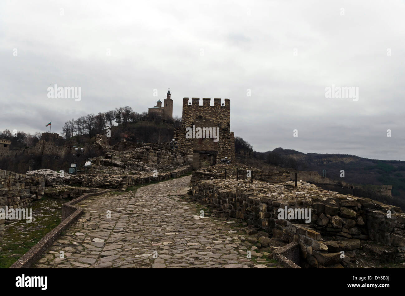 Capitale medievale della Bulgaria Veliko Tarnovo, Bulgaria, il castello di Tsarevets. Foto Stock
