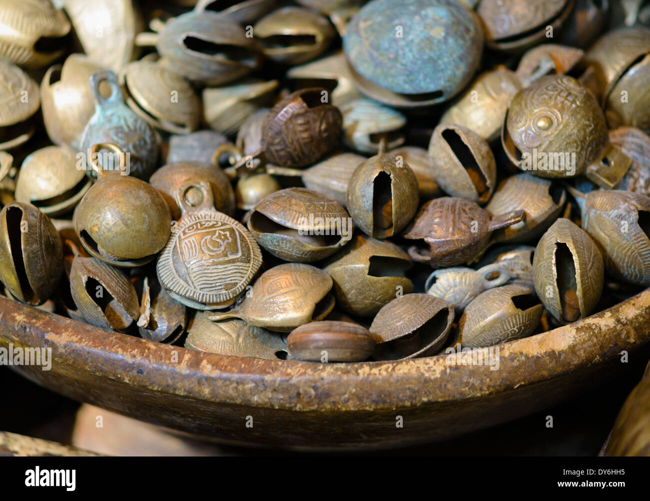 Gli sfondi e texture: ottone assortiti jingle, antichi abstract Foto Stock