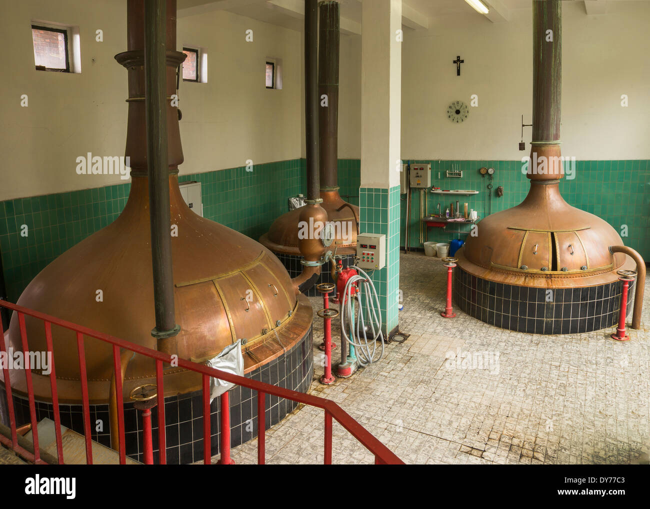 Livello inferiore della casa brew alla birreria "Het Sas' in Boezinge, Belgio. Foto Stock