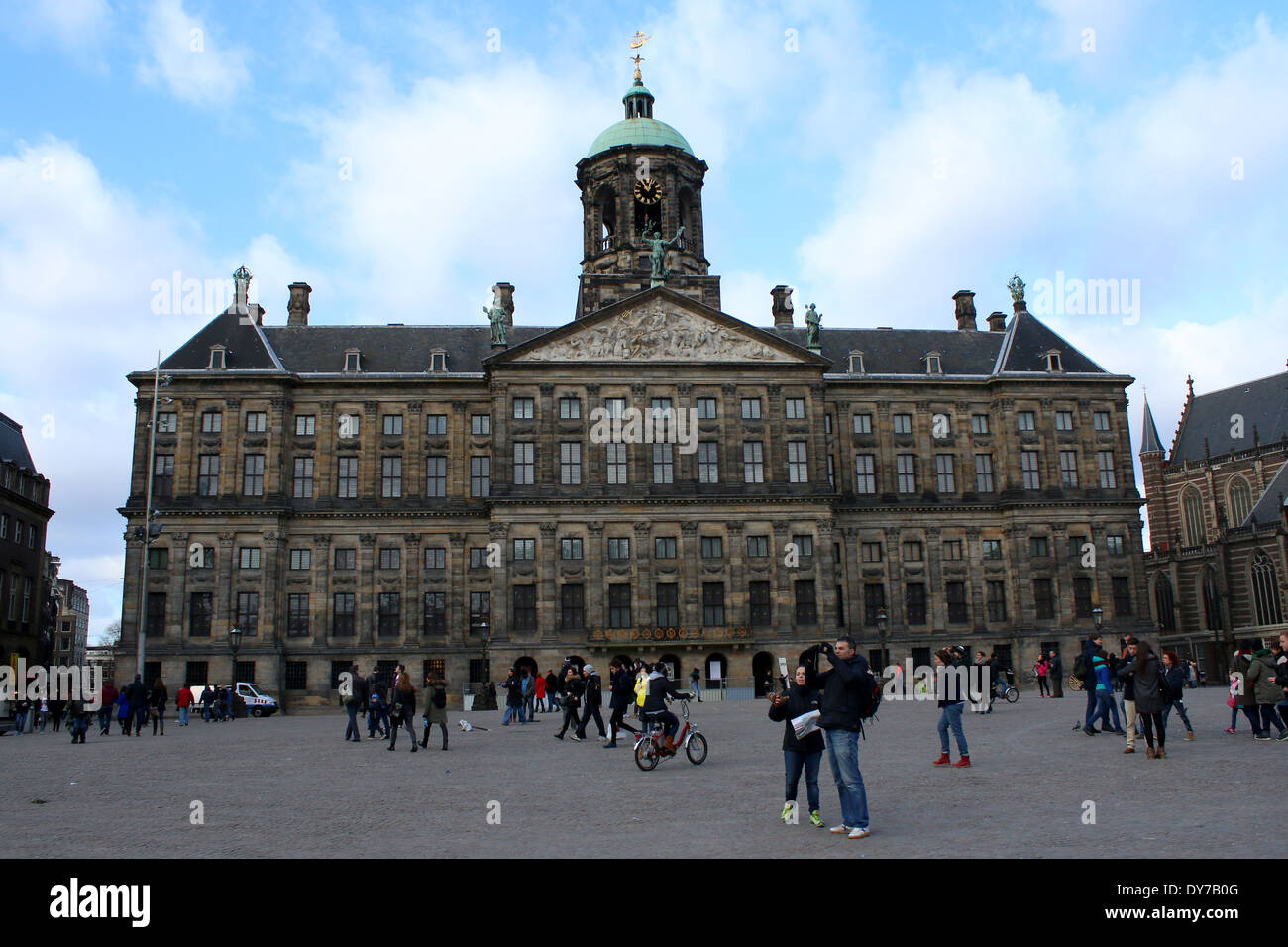 17Il secolo Paleis op de Dam/Palazzo Reale di Amsterdam in piazza Dam Foto Stock