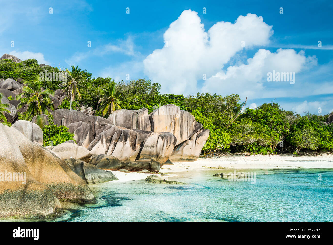Anse Sous d'Argent spiaggia con massi di granito e mare turchese Foto Stock