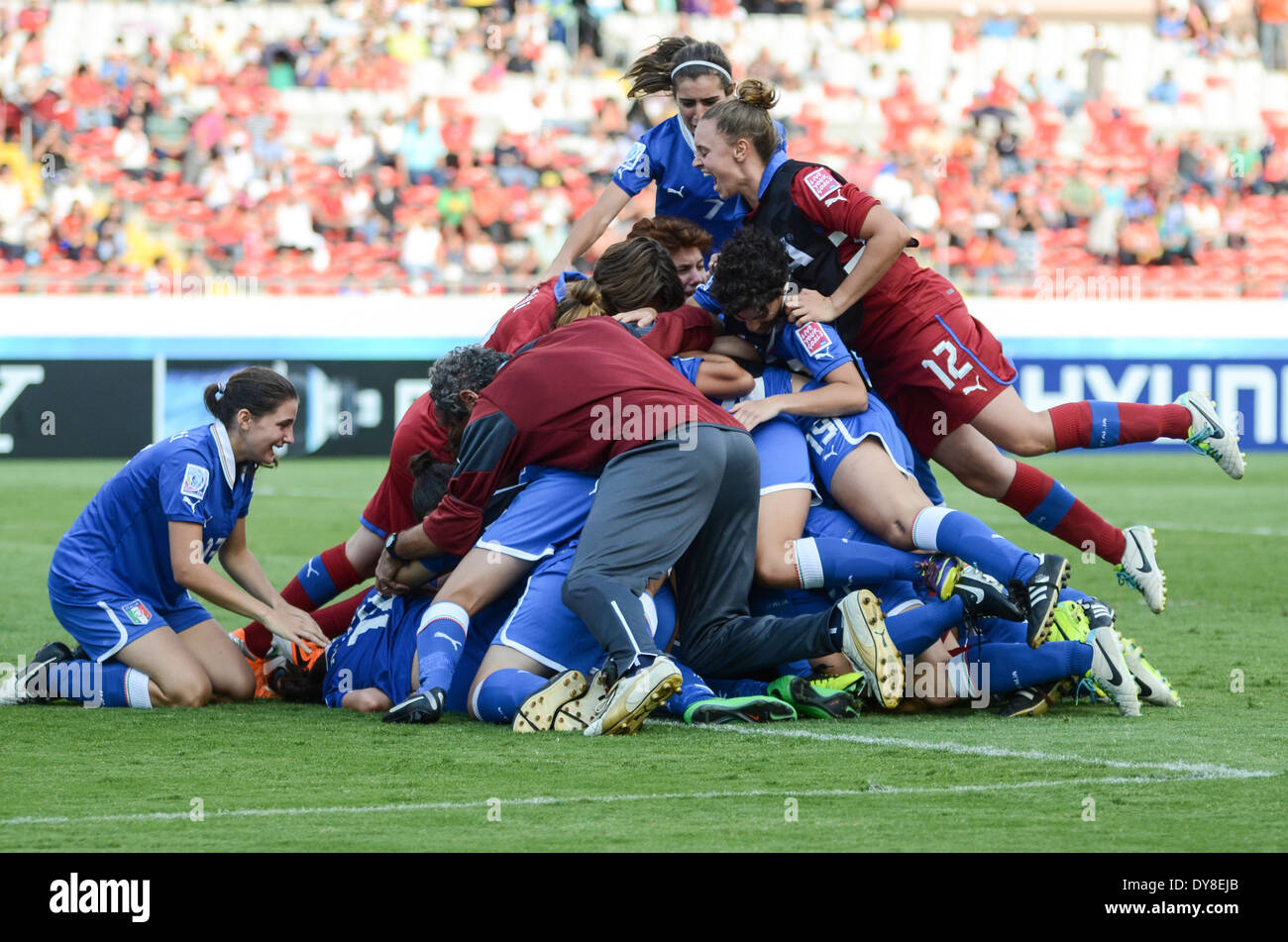 Italia celebra la squadra dopo aver sconfitto il Venezuela squad sulla pena di calci. Foto Stock