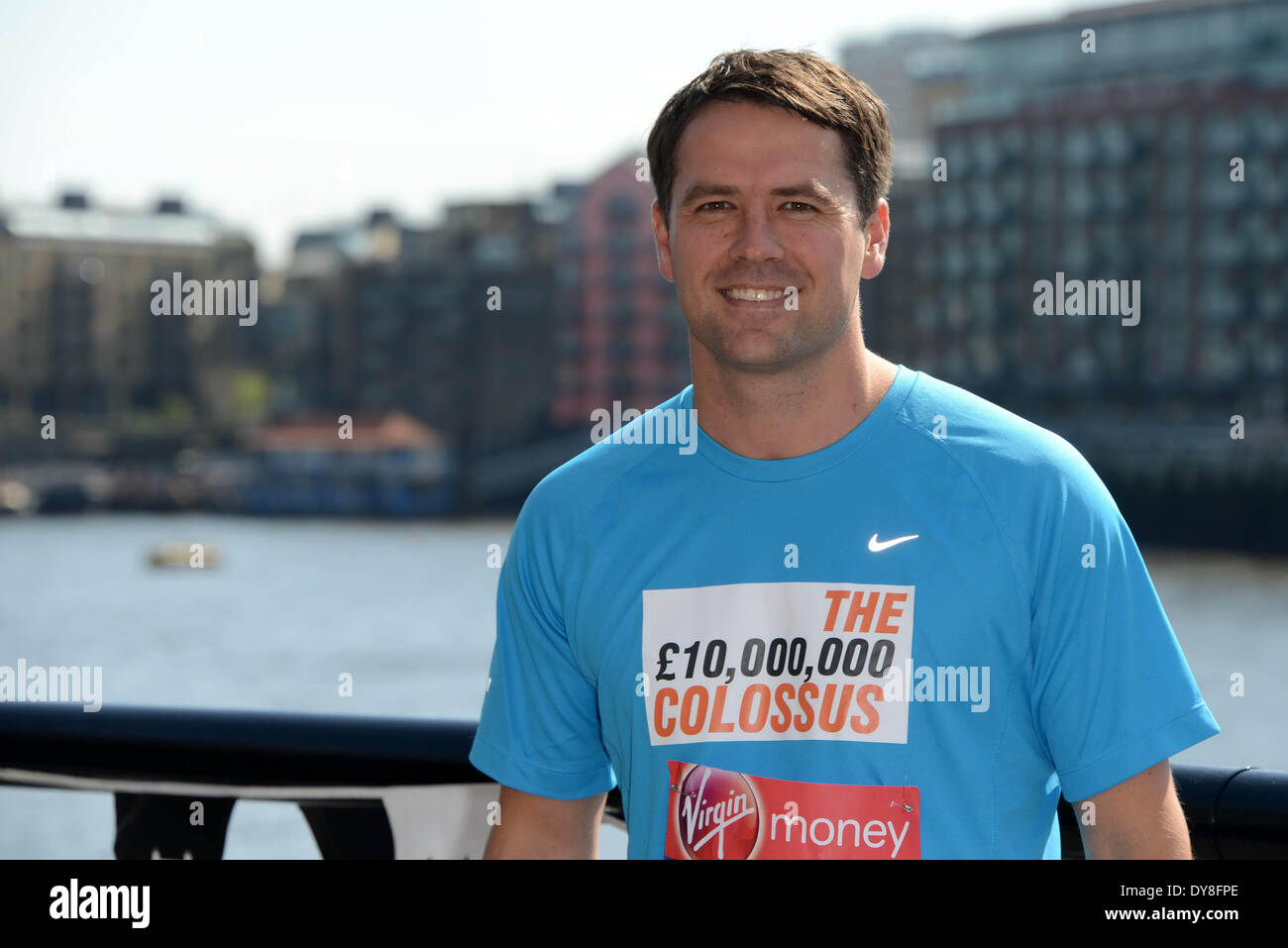 Londra, Regno Unito. Il 9 aprile 2014. Joe Crowley e Lucy Siegle (Anthony Nolan) assiste la VIRGIN LONDON MARATHON: Celebrity photocall al Tower Hotel, St. Katharines Way, Londra. Foto di vedere Li/Alamy Live News Foto Stock