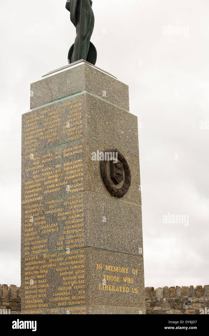 Un memoriale di guerra in Port Stanley per quei soldati britannici che ha liberato la Falklands dopo l invasione Argentinan. Foto Stock