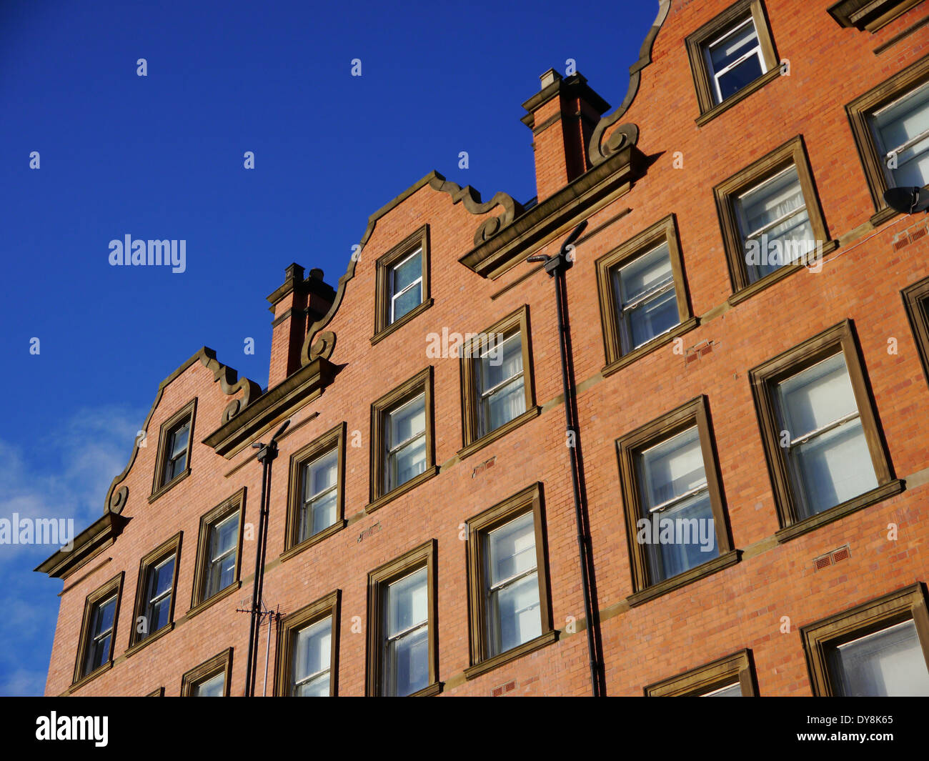 Architettura di mattoni - appartamenti residenziali, Newcastle upon Tyne, England, Regno Unito Foto Stock