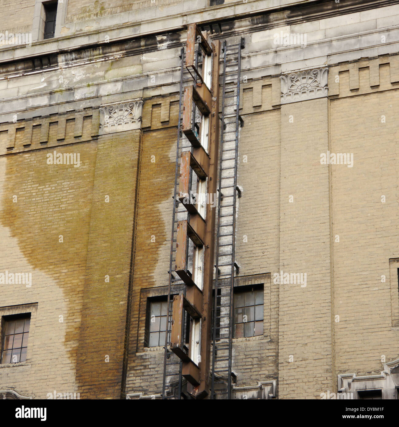 Ex cinema Odeon in condizione di abbandonati - paesaggio urbano - Newcastle upon Tyne Foto Stock
