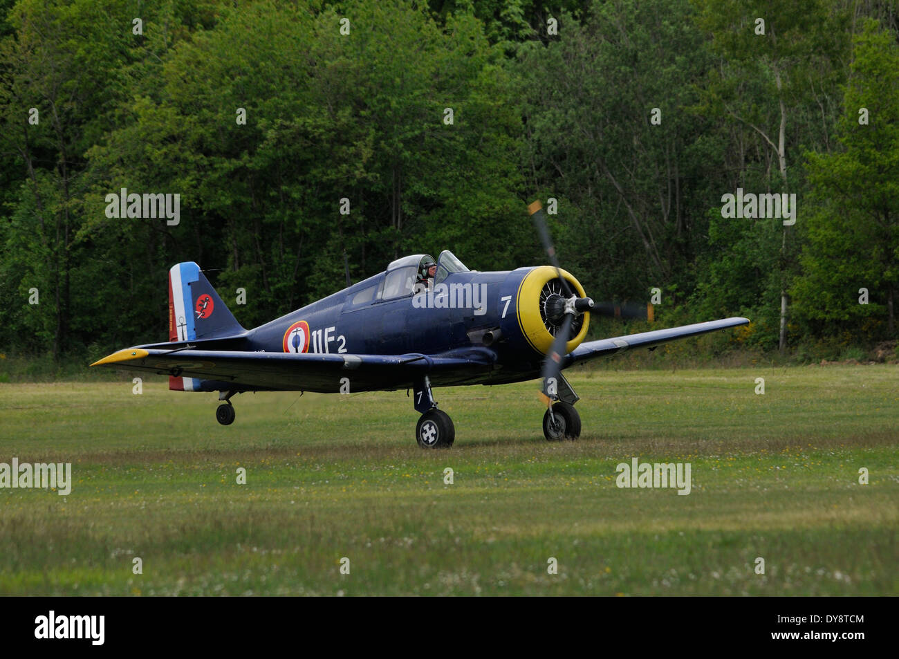 North American T-6/NA-68 presso l'air show di La Ferte Alais Foto Stock