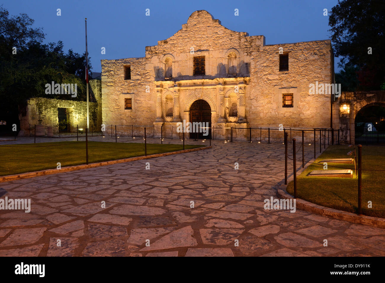 Stati Uniti d'America, Stati Uniti, America, Texas, San Antonio Alamo, Alamo, missione, Spagnolo, crepuscolo, edificio monumento, icona Foto Stock